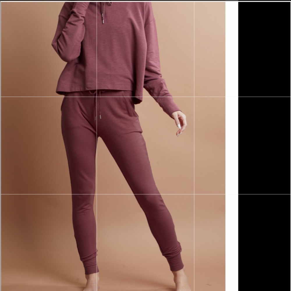 BRAND NEW WITH TAGS SAVVI JOGGERS